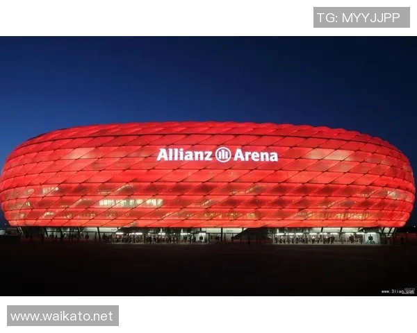 足球明星苏哥拉底的传奇人生与球场辉煌成就深度解析 足球明星苏哥拉底的传奇人生与球场辉煌成就深度解析