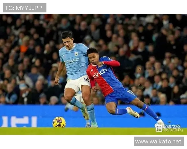 球商高的足球明星如何在场上智取对手展现非凡才华